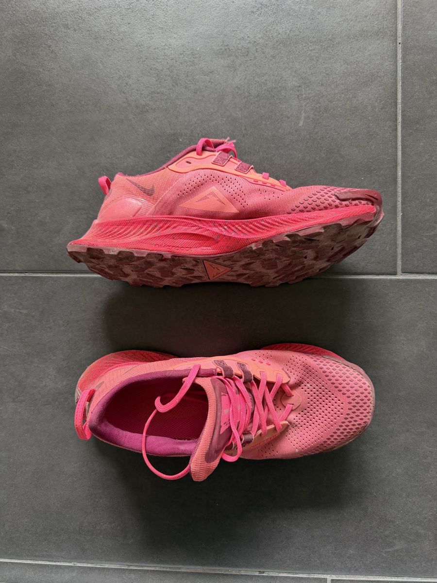 Nike Scarpe da donna: Pinke Nike Laufschuhe, Grösse 38.5 – Usato da Zürich venduto da ChiaraJacomet 2